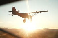 KFA Explorer im Sonnenuntergang und kann von Ultraleichtflug Nordwest gechartert werden